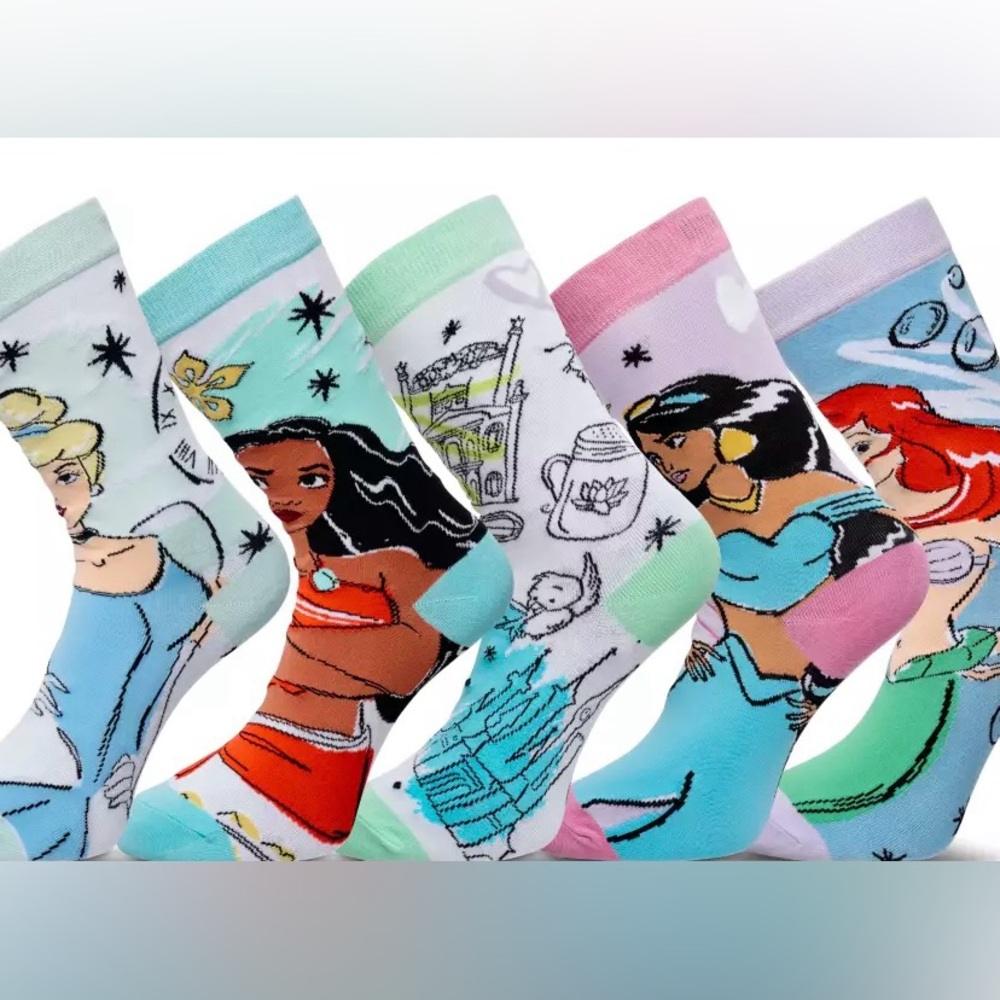 NWT *Discontinued* Disney Parks 5 Pairs Colorful Princess Themed Socks Set